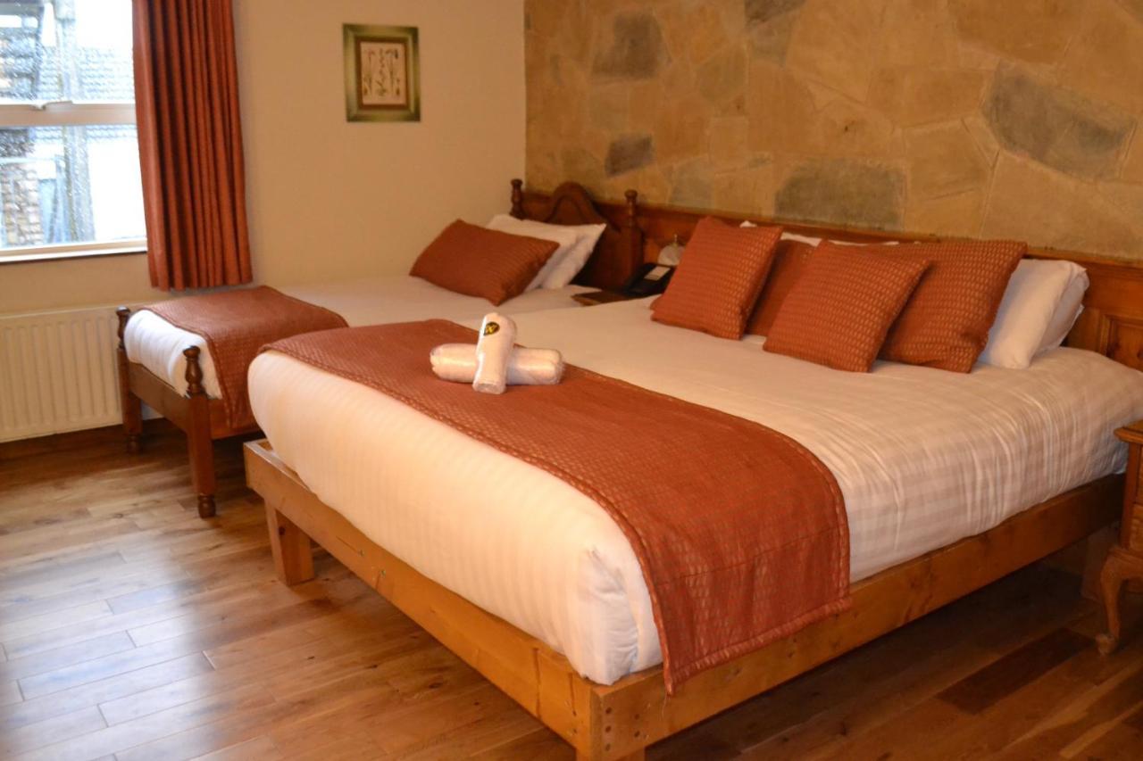 Walsh'S Hotel And Apartments Maghera  Екстериор снимка