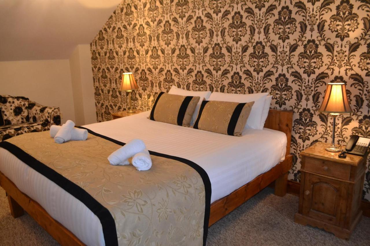 Walsh'S Hotel And Apartments Maghera  Екстериор снимка
