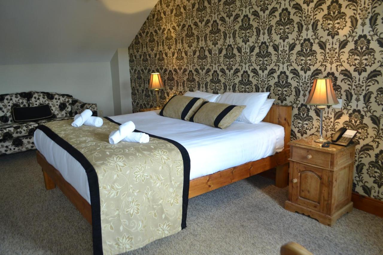 Walsh'S Hotel And Apartments Maghera  Екстериор снимка