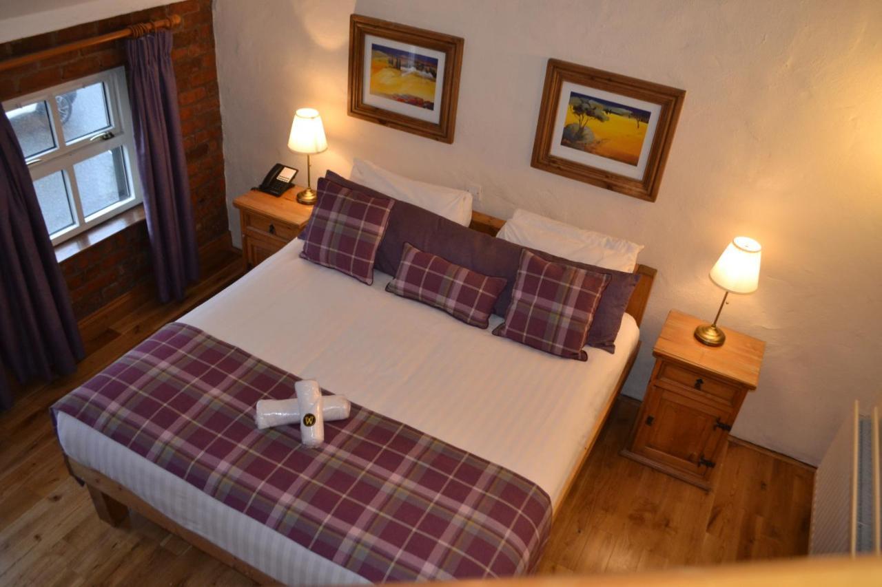 Walsh'S Hotel And Apartments Maghera  Екстериор снимка