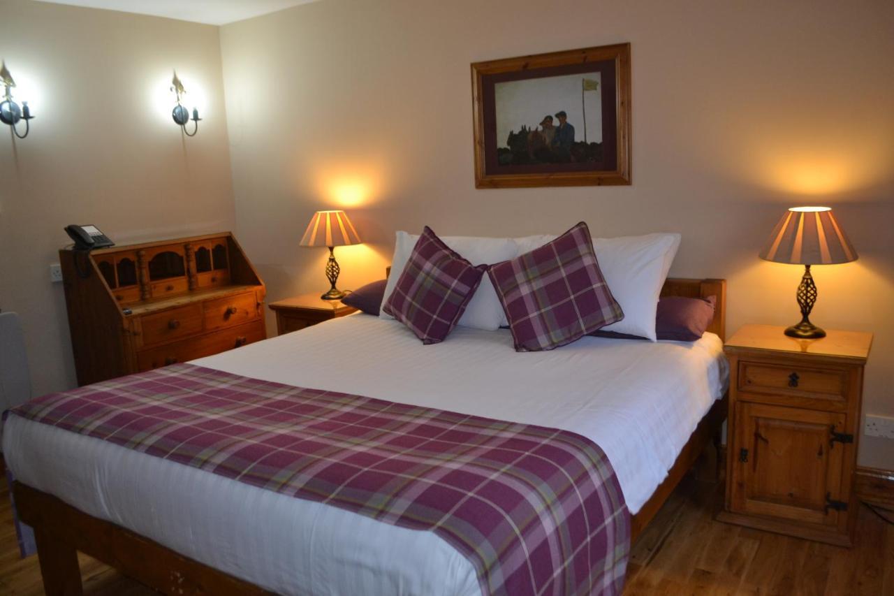 Walsh'S Hotel And Apartments Maghera  Екстериор снимка