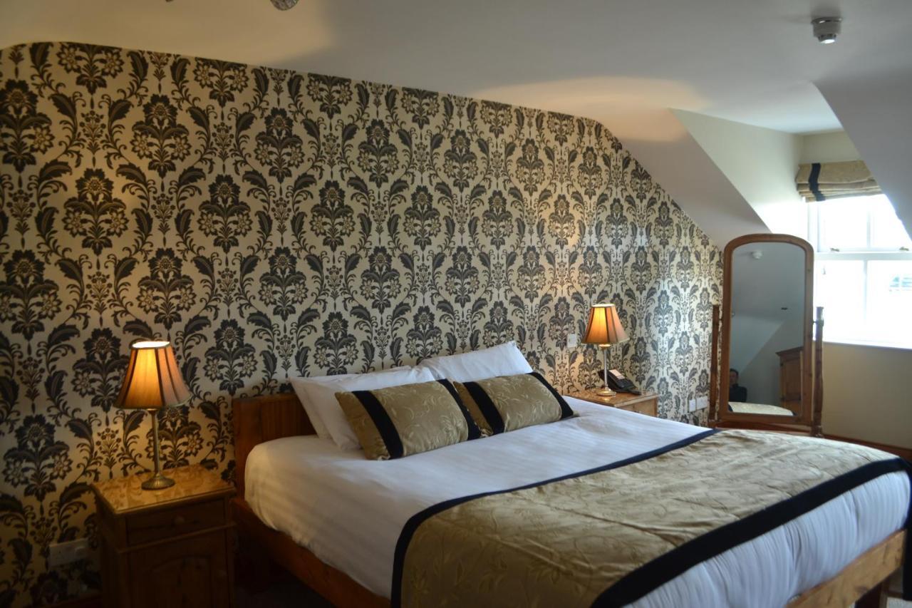 Walsh'S Hotel And Apartments Maghera  Екстериор снимка