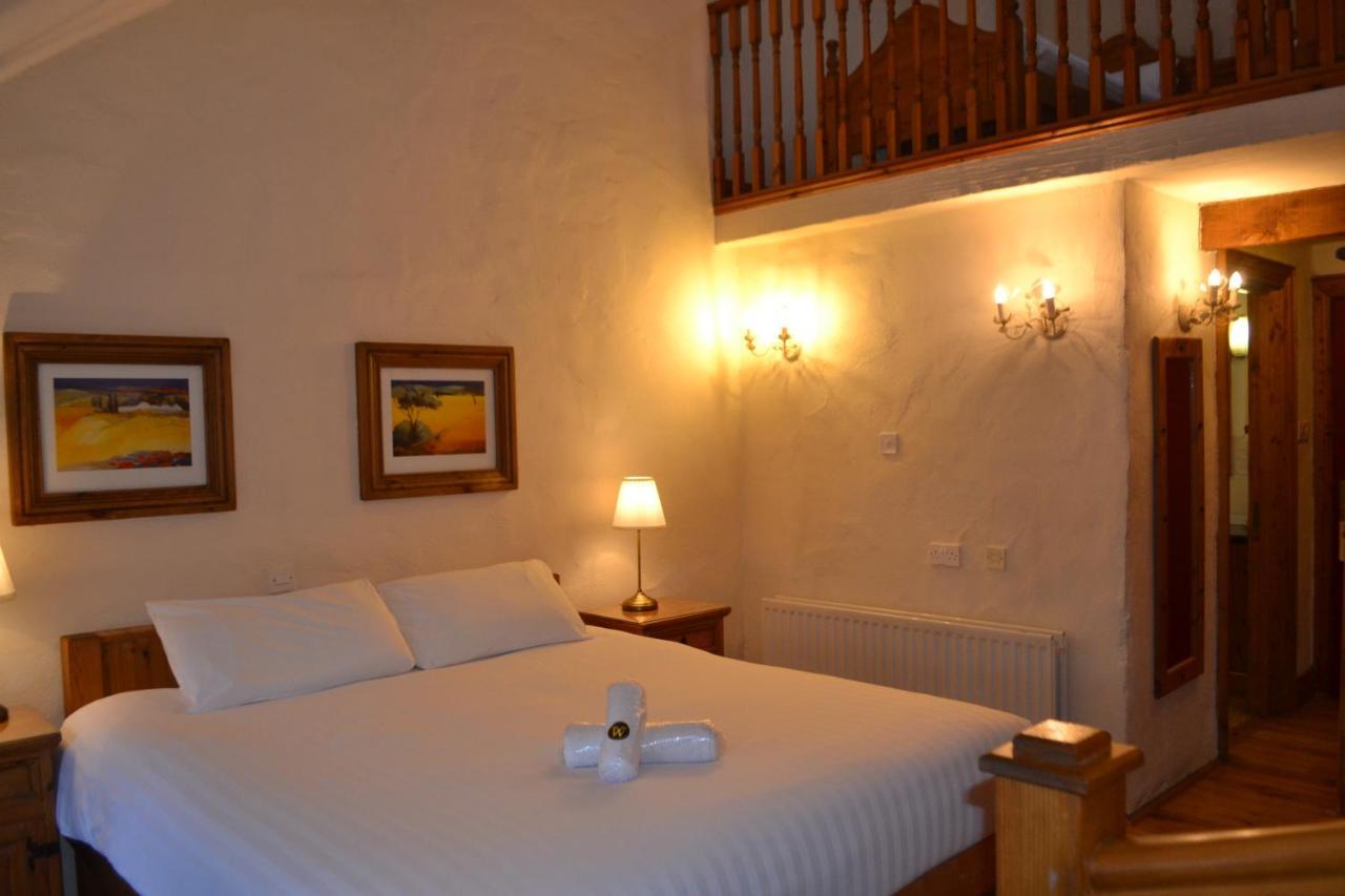 Walsh'S Hotel And Apartments Maghera  Екстериор снимка