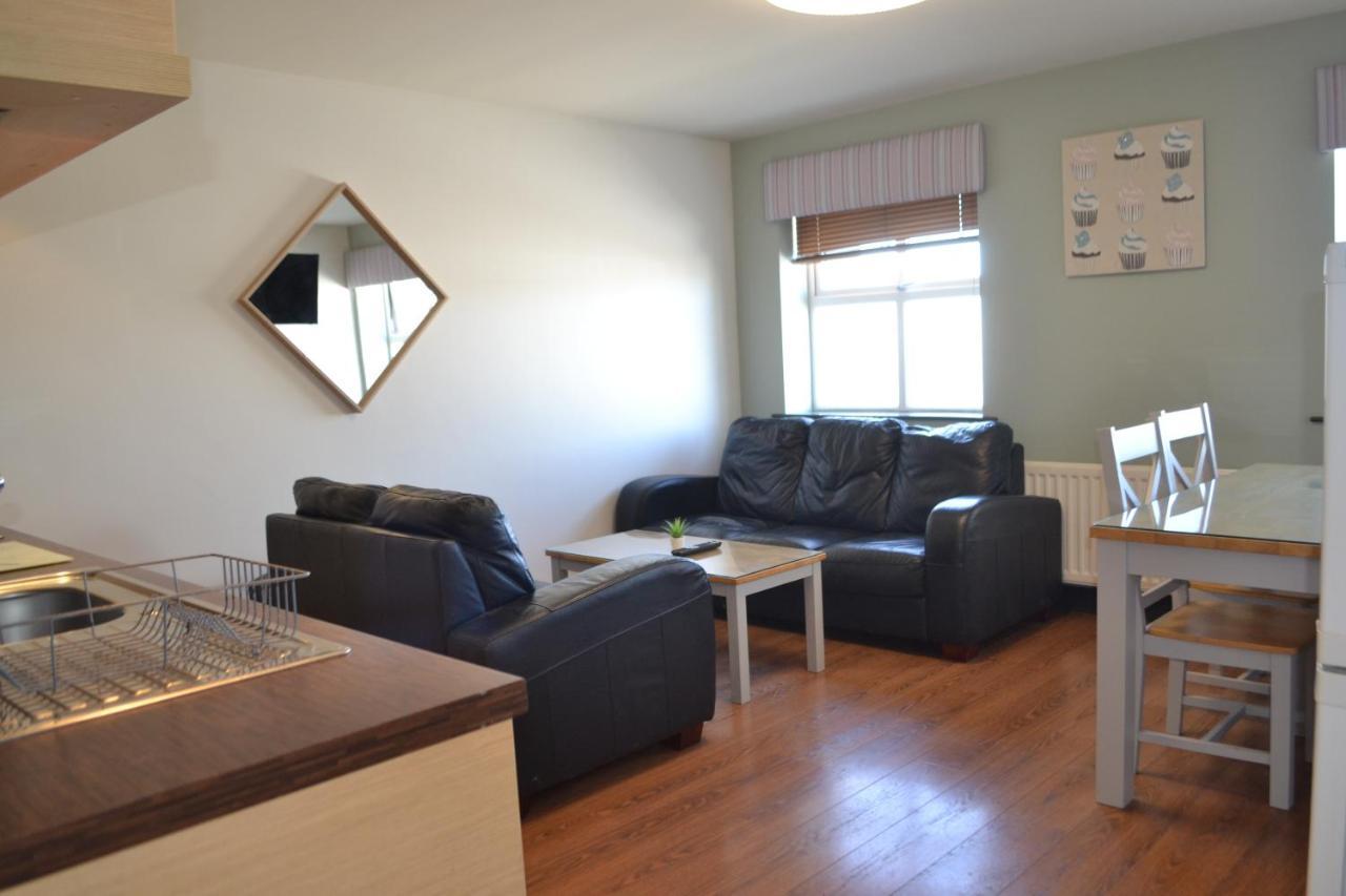 Walsh'S Hotel And Apartments Maghera  Екстериор снимка